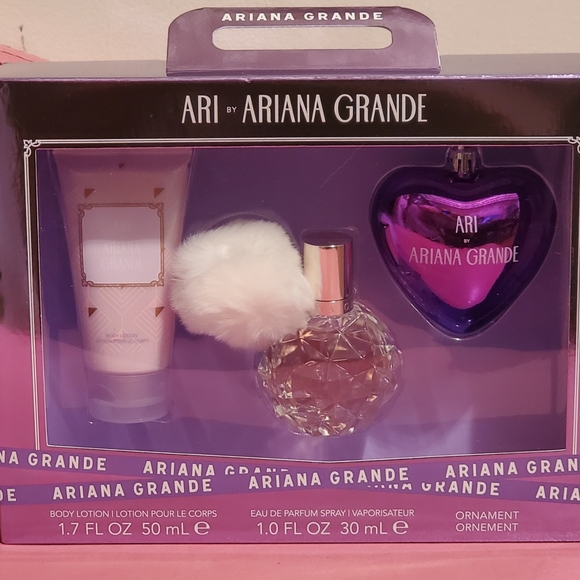 Sold out Ari Arianna Grande Gift Set - Picture 4 of 6